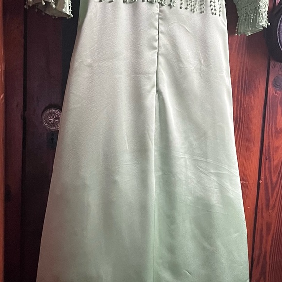 Custom Gown. See photos for measurements.  Model (me) wears a 4/6. - Picture 5 of 16